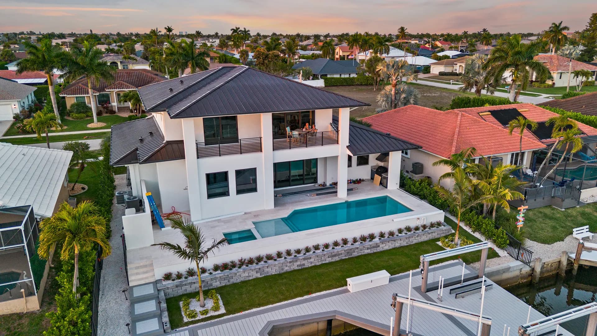 RM Gardens team at work